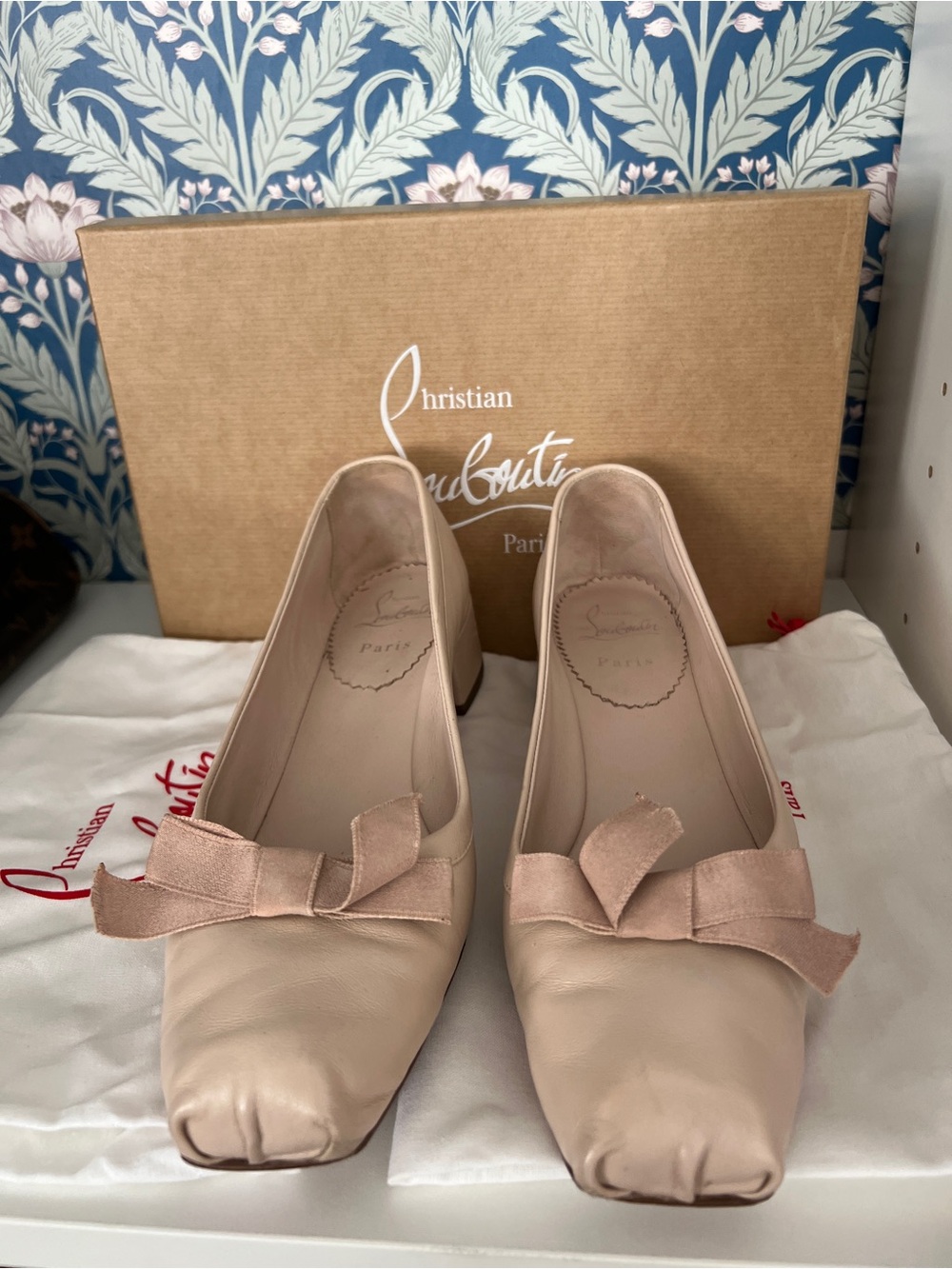 Christian Louboutin Nude Pink Leather Ballet Flats with Bow